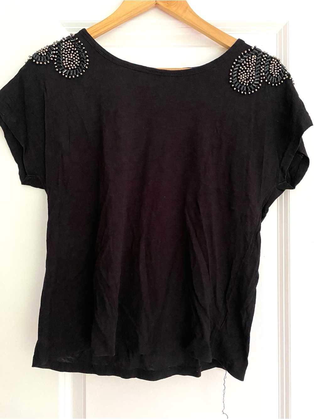 Forever 21 Black Beaded Shoulder Tee Women’s Size S